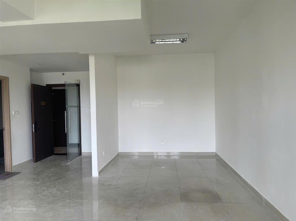 Chuyên cho thuê văn phòng tại the sun avenue, diện tích nào cũng có 35 đến 100m2. giá từ 10 triệu