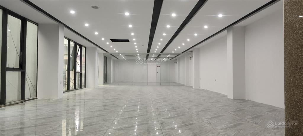 Giảm giá cực sốc sàn văn phòng tại trung tâm quận thanh xuân, 180m2 thông sàn