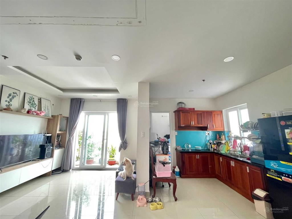 Bán căn góc 2 view thoáng mát 72m2  đã có sổ  giá 3.2 tỷ  tặng nội thất