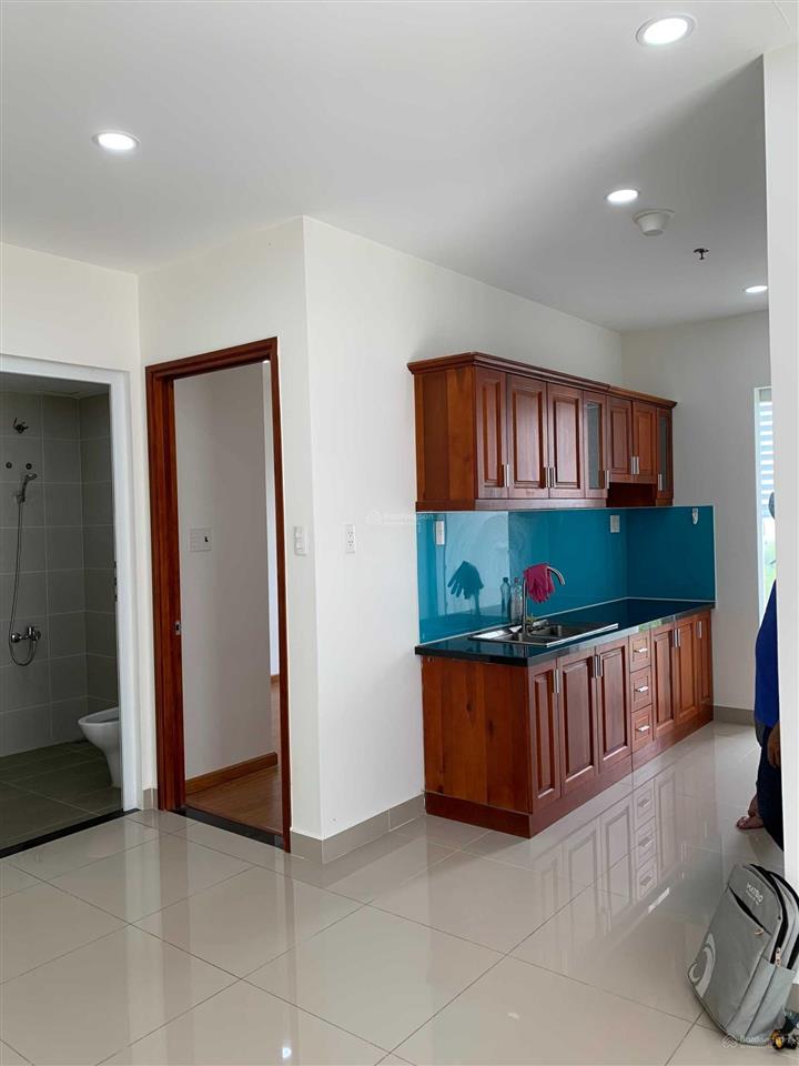 Căn cho thuê 2pn  2wc giá 6tr/tháng, view đẹp thoáng mát, tiện ích đầy đủ