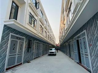 Nhà mới 3 tầng an đồng ad, 2 mặt ngõ, ô tô đỗ cửa, gần chợ vĩnh khê  hoàng huy an đồng, 60m²