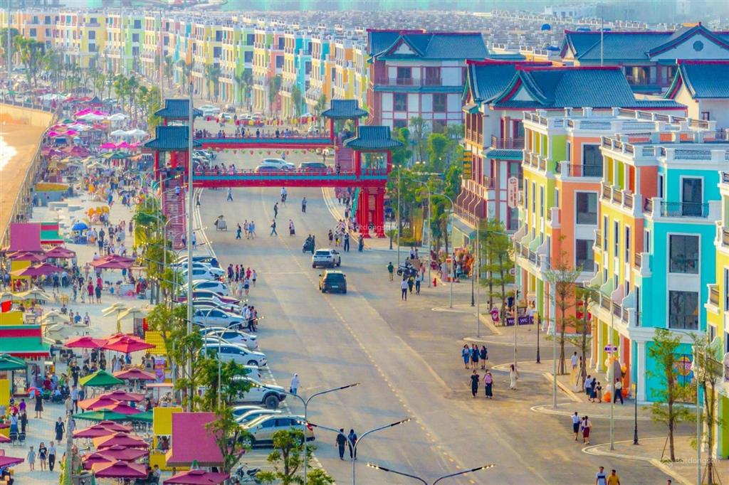 Chuyển nhượng shop liền kề phố đi bộ tl6  21 vinhomes vũ yên hải phòng