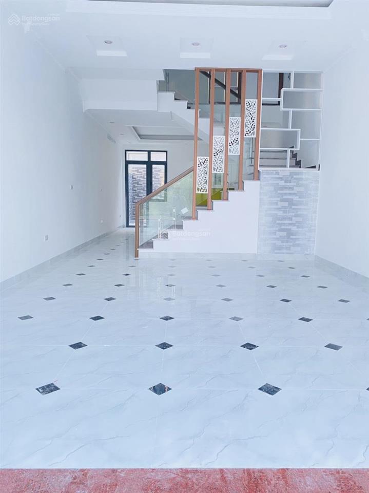 Nhà đẹp 3 tầng đường 6m ô tô quay đầu, hoàng mai, đồng thái  an dương