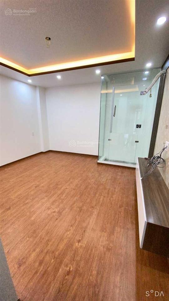 Nhà đẹp buôn bán tốt đường 13m ô tô tránh nhau  hùng vương  hồng bàng, đủ nội thất, bãi xe