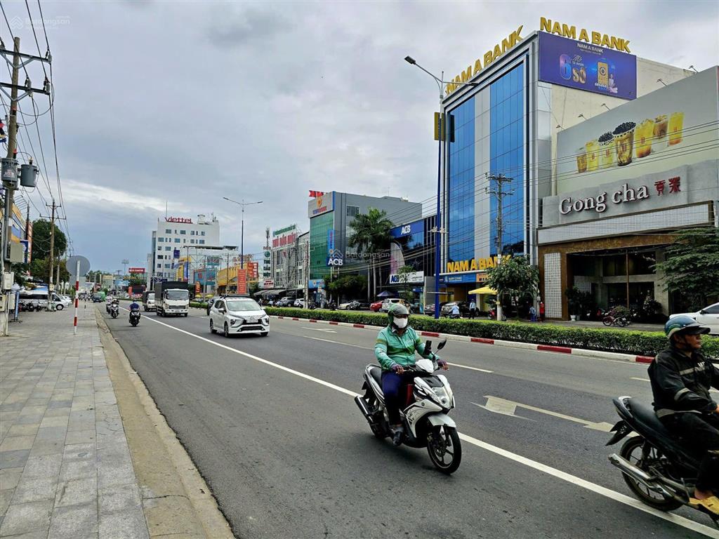 Mặt tiền đại lộ bình dương, chánh nghĩa vị trí hiếm nhất của tdm, 16x35m, thổ cư 95% giá tốt nhất