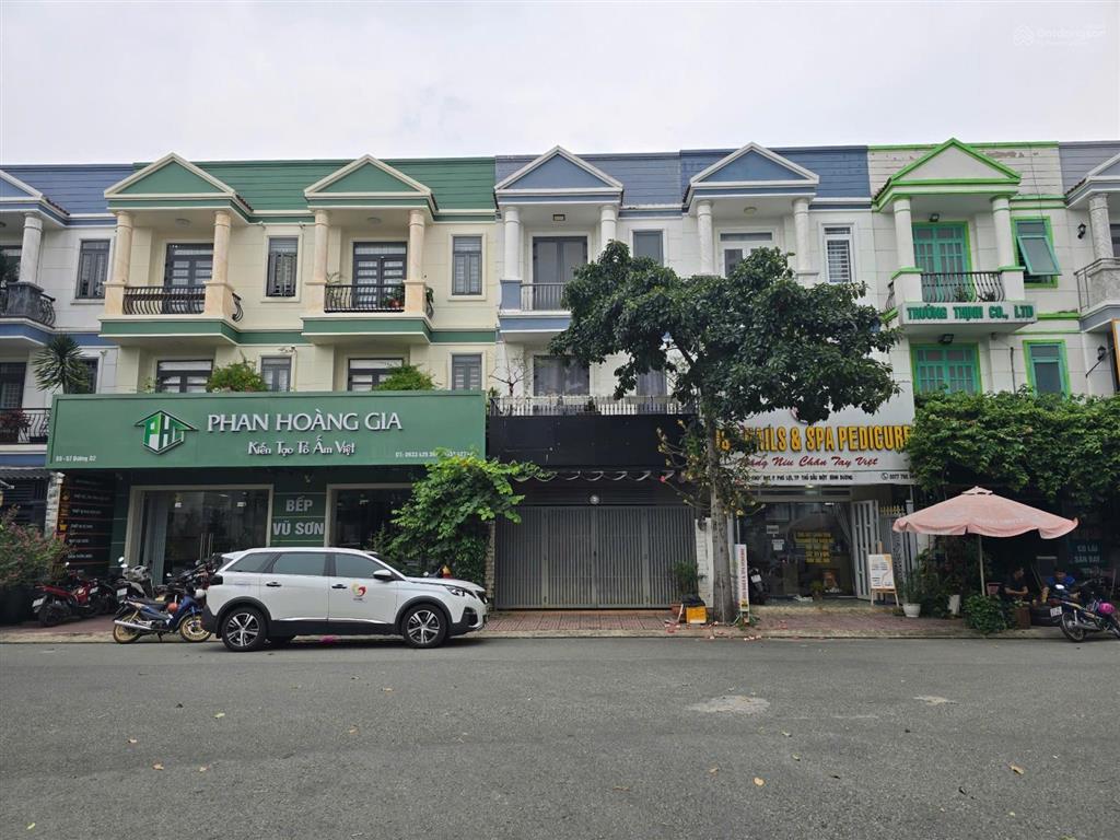 Bán nhà 1 trệt 2 lầu khu đô thị phúc đạt, 80m2 ngay chân chung cư cực kỳ đẹp giá tốt chỉ 6,2 tỷ