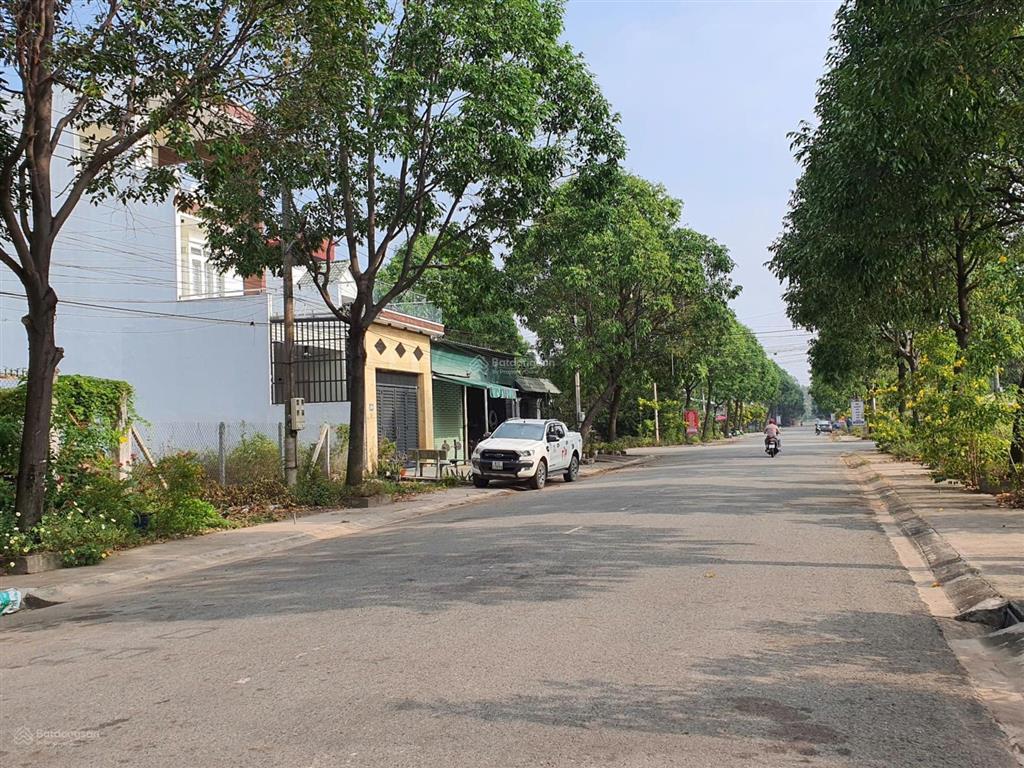 Mặt tiền db9 khu đô thị mới phú tân, 10x30m đối diện công viên cực kỳ đẹp, sẵn thu nhập 15tr/tháng