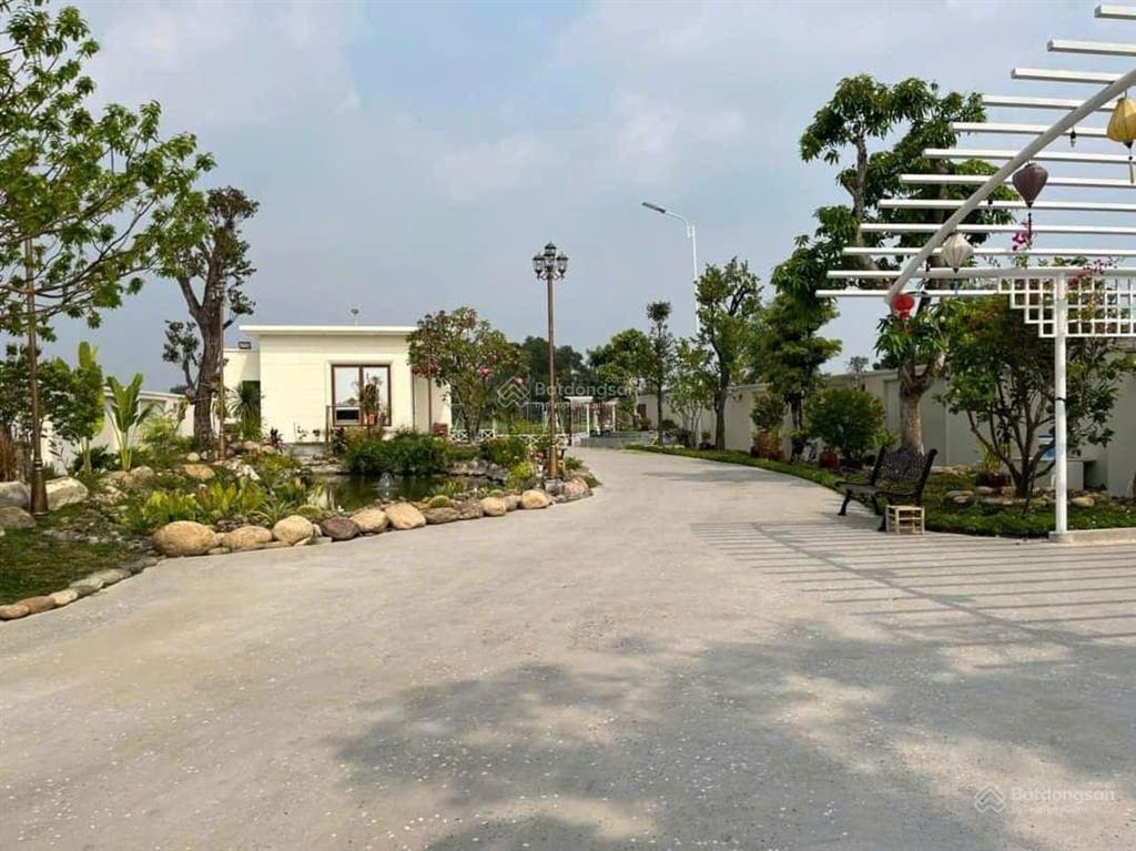 Nhà sân vườn nghỉ dưỡng tdm 1041m2 có sẵn khuôn viên tiểu cảnh hồ cá koi cực kỳ đẹp giá 13,9 tỷ