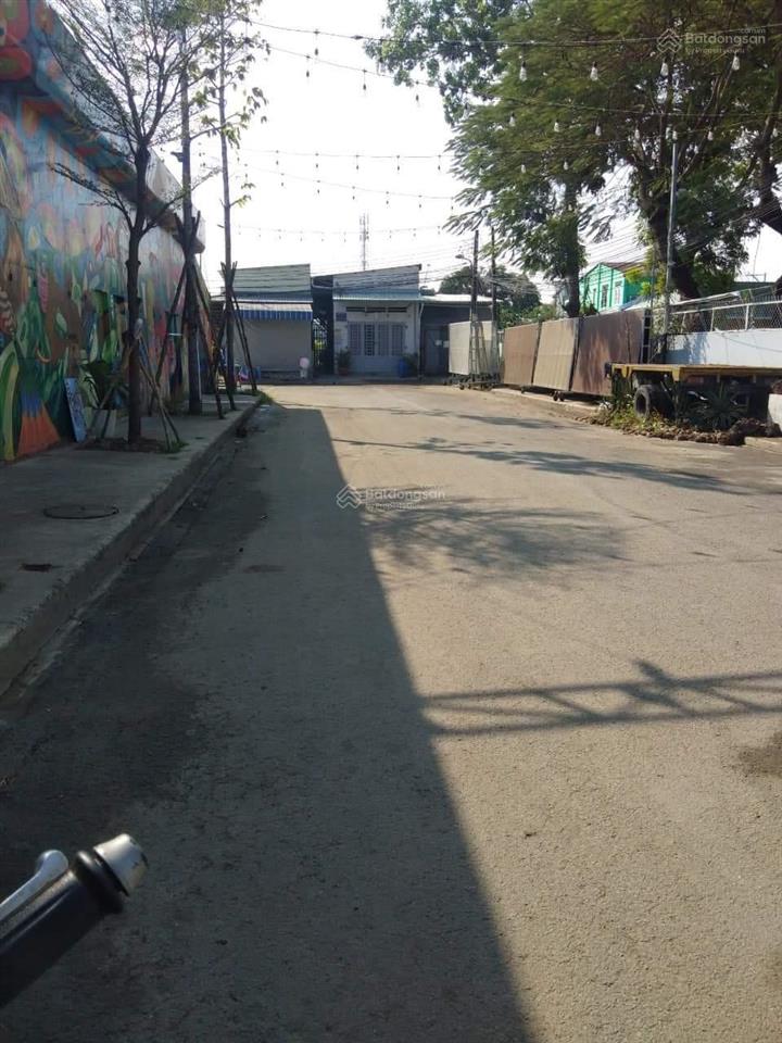 Bán lô đất phú hòa, đối diện đh thủ dầu một, 5x30 thổ cư 100% đường nhựa 8m giá tốt