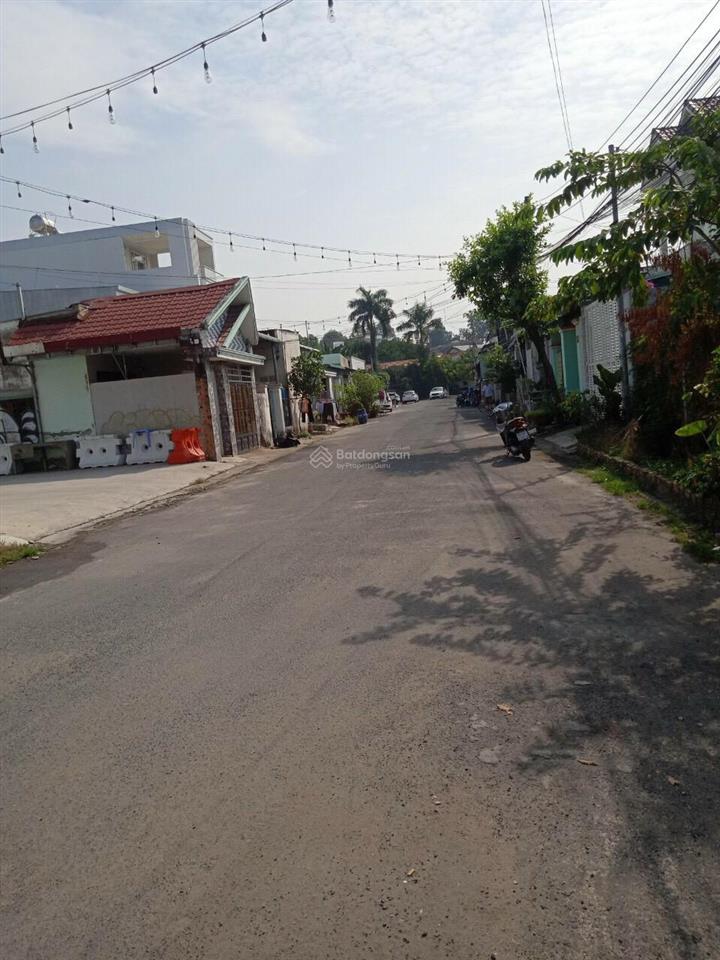 Bán lô đất phú hòa, đối diện đh thủ dầu một, 5x30 thổ cư 100% đường nhựa 8m giá tốt
