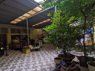 Giảm nhanh 10 tỷ còn 35 tỷ nhà mt kinh dương vương, q6  dt đất 304m2  dtsd 608m2  bến xe mt