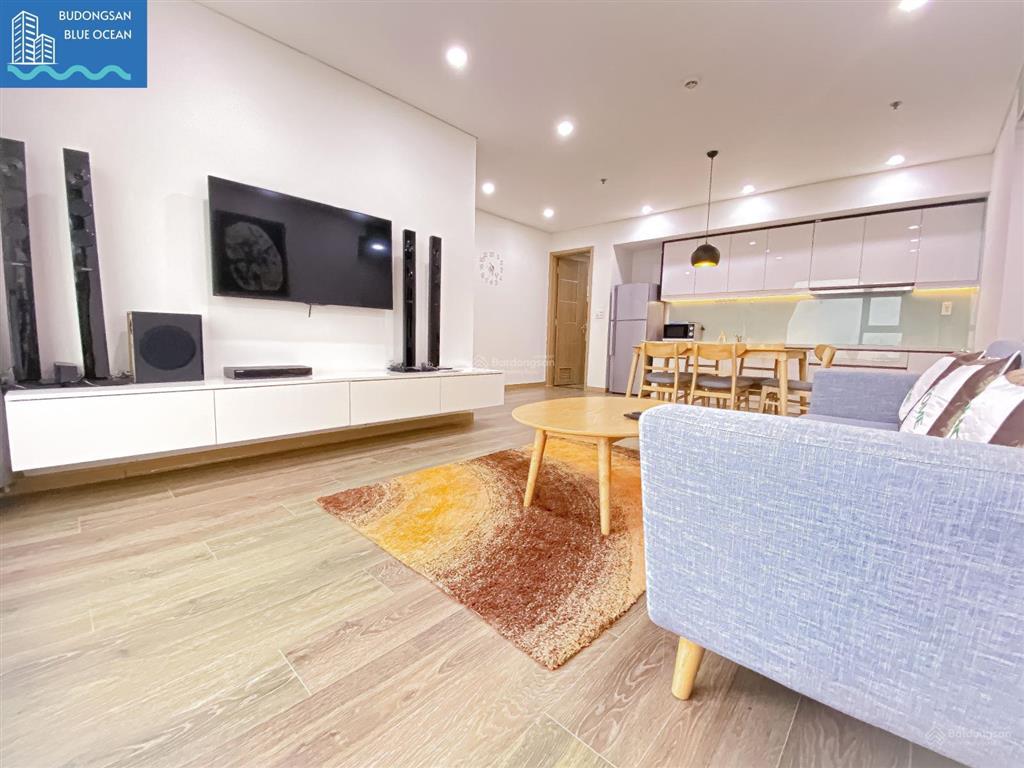 Còn duy nhất căn góc 2pn cho thuê đẹp nhất tòa nhà f. home  chỉ 15tr/tháng