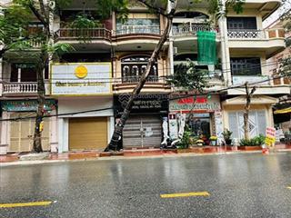 Nhà nhiều tầng đẹp thang máy 4mặt thoáng vỉa hè rộng dt 180m2 mđ văn cao hải phòng.  0989 644 ***
