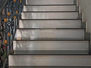 Nhà nhiều tầng 2 mặt thoáng vị trí đẹp dt 100m2 giá 6,5tỷ mđ 208 an dương hải phòng  0989 644 ***