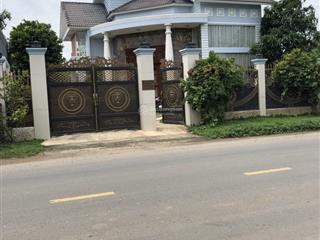 Bán biệt thự đẹp nhất hóc môn. tiềm năng lớn, giá rẻ. đón đầu cơ hội vàng