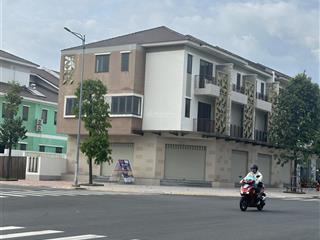 Bán lô góc 3 mặt tiền tại sun casa central, 3,85 tỷ, 167,5m2, pháp lý sổ hồng khu dân cư an ninh