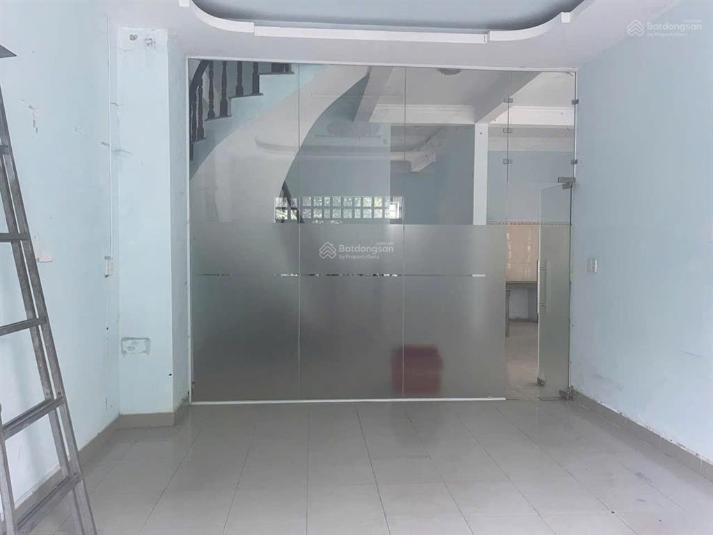 Bán shophouse 4pn, 6wc, 105m2 giá tốt tại huỳnh thúc kháng, phường bình dương, tphcm