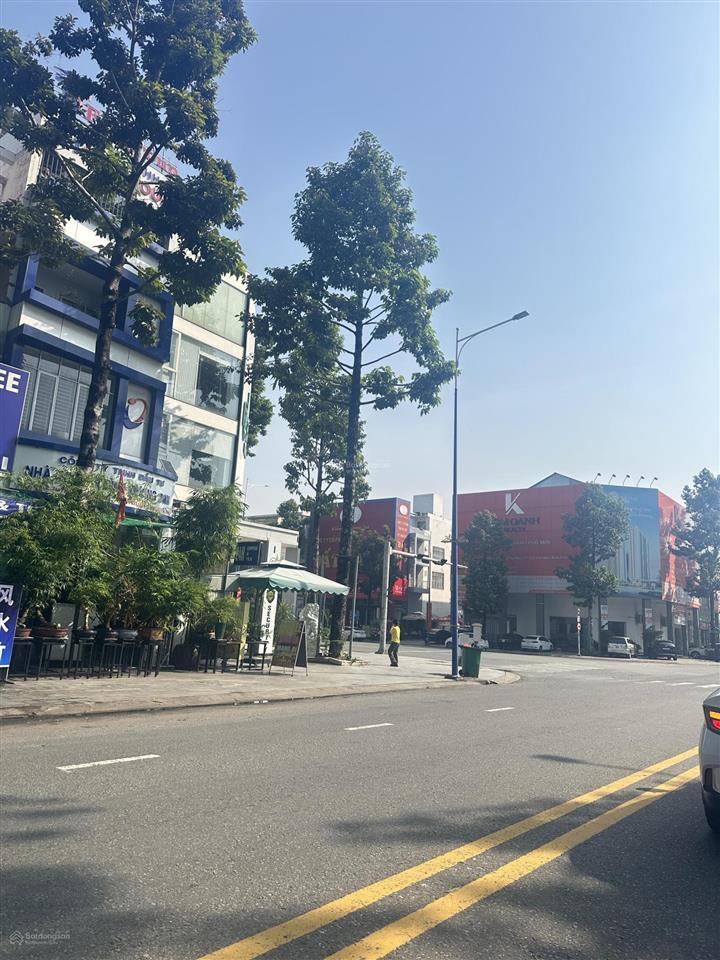 Bán shophouse 4pn, 6wc, 105m2 giá tốt tại huỳnh thúc kháng, phường bình dương, tphcm