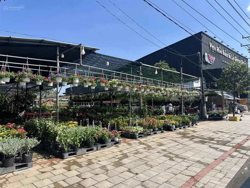 Bán đất tại quốc lộ 13, hiệp thành, đối diện công viên thanh lễ dt 8,9x52m  403m2 thổ cư 325m2
