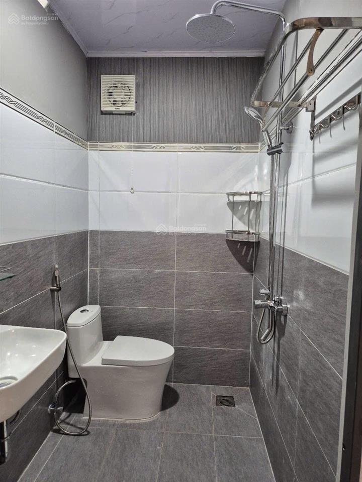 Cho thuê nhà vườn yên tĩnh nghỉ dưỡng mới xây xong quận 9