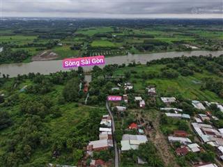 Bán đất 2 mt giáp sông sài gòn thoáng mát, thổ cư xd ngay