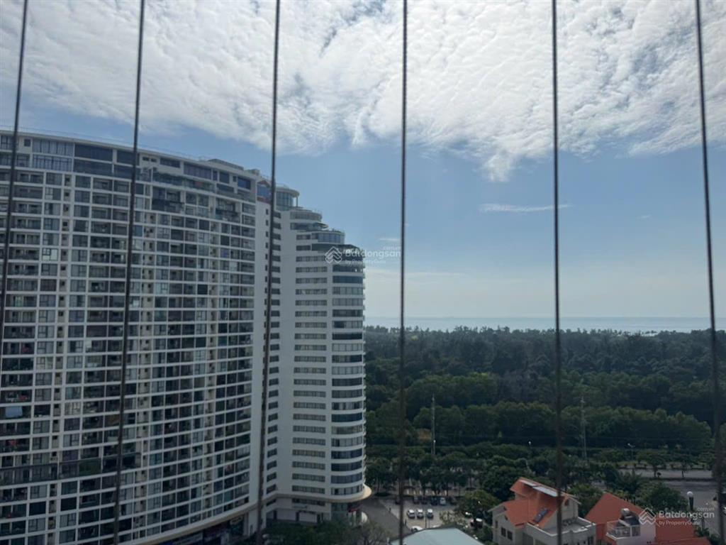 Cần bán căn hộ dic phoenix 2 pn 2 wc view biển tầng cao