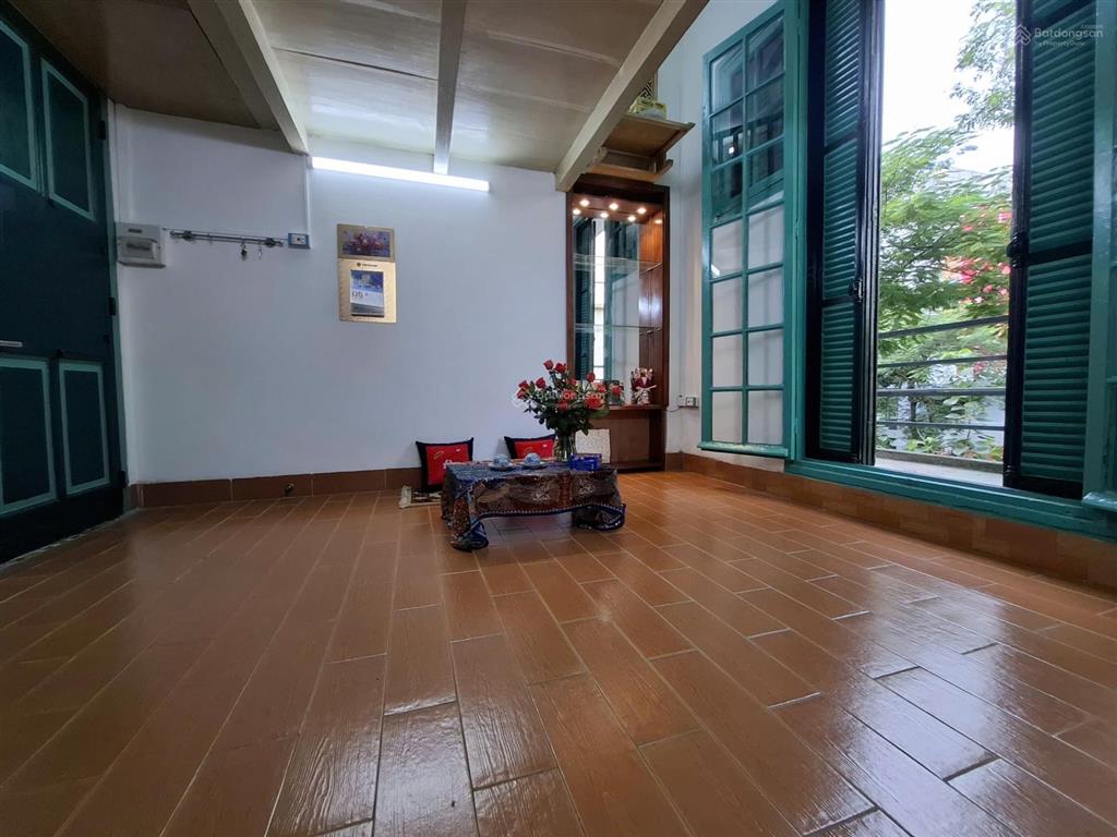 Chính chủ bán căn hộ trong biệt thự pháp cổ 83 nguyễn thái học, p. điện biên, q. ba đình, hà nội