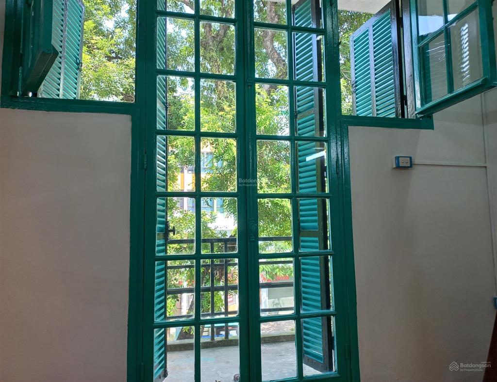 Chính chủ bán căn hộ trong biệt thự pháp cổ 83 nguyễn thái học, p. điện biên, q. ba đình, hà nội