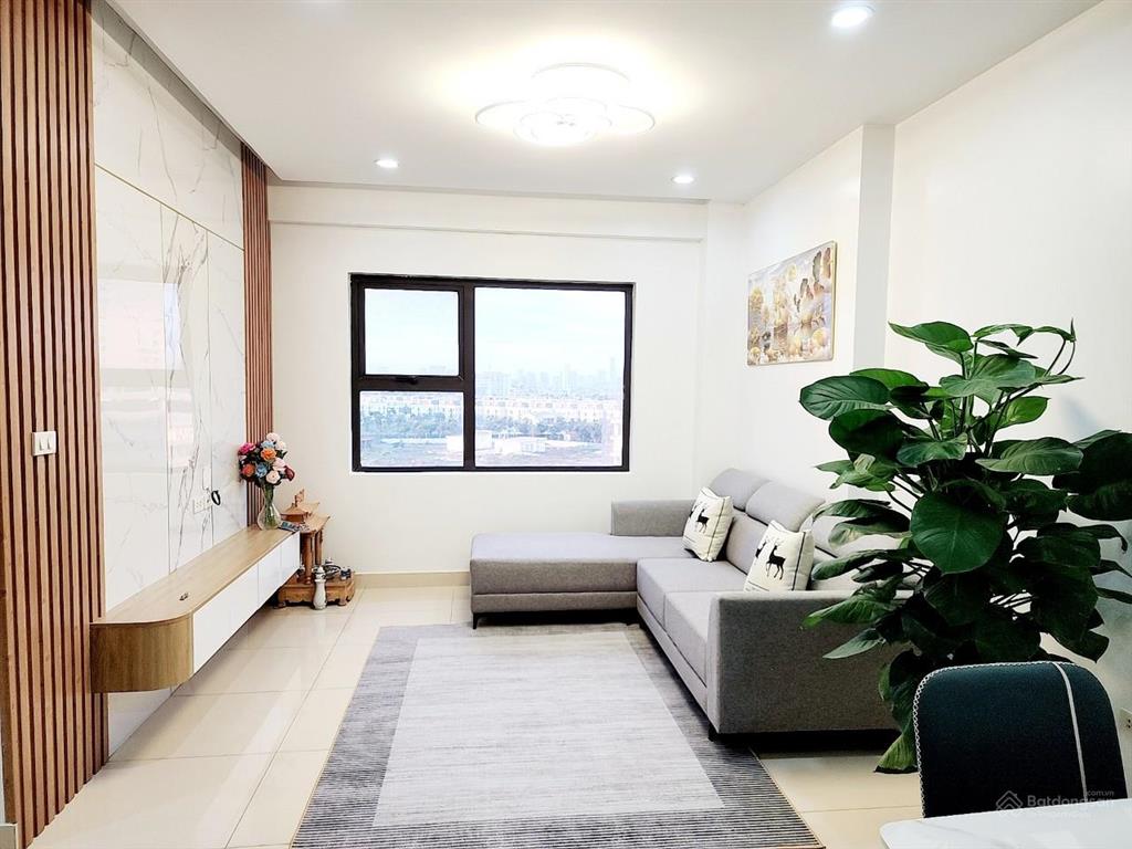 Bán căn 3pn, 2wc s = 80m2 có đồ gía 5.x tỷ. dự án chung cư xuân mai complex dương nội