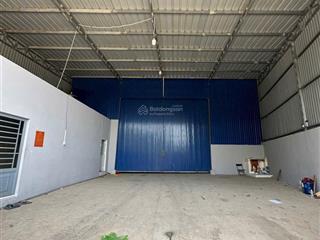 Cho kho xưởng 700m2. trạm 250kwa. đường công. giá 25tr/tháng.