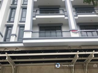 Cho thuê nguyên căn 7 * 20m (hầm + 5 lầu) hoàn thiện nội thất văn phòng kđt vạn phúc city giá tốt