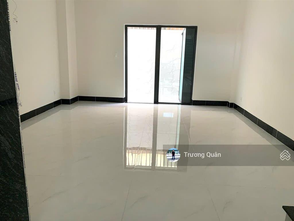 Cho thuê trệt + lầu 1 dtsd ~ 160m2 hoàn thiện nội thất có thang máy lối đi riêng kđt vạn phúc city.