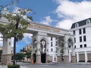 Duy nhất 01 căn shophouse mặt view biệt thự bán lúc này