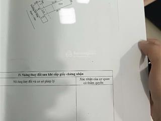 Cần bán căn nhà 1 trệt 1 lầu vĩnh phú 33. dt 105m2 có sân đậu xe hơi.  0917 813 ***