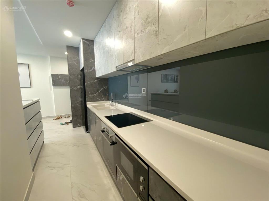 Bán midtown m7 the signature 2pn 80m2 ô đậu xe hầm nội thất đẹp giá tốt 9.7 tỷ 0904 505 ***