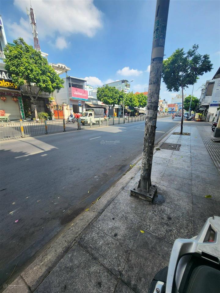 Khan hiếm! góc 2 mặt tiền lũy bán bích (đoạn đẹp)  15*35m  hdt 120 tr/th  giá chỉ 45 tỷ