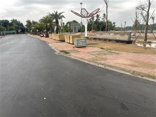 Nhà bình nhâm sân đậu 2 ô tô dt lớn giá 3,15 tỷ sổ hồng riêng lái thiêu bình dương nay là(tphcm)