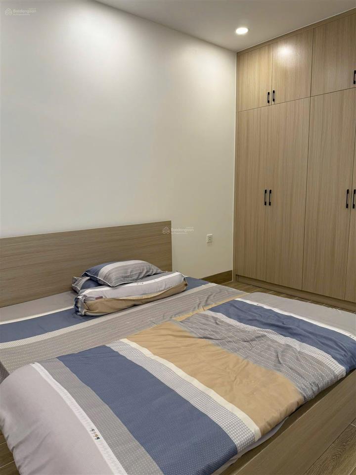 Cho thuê nhà giá 10 triệu/th 4pn, 5wc đối diện kcn chơn thành  gọi 0906 443 *** đi xem