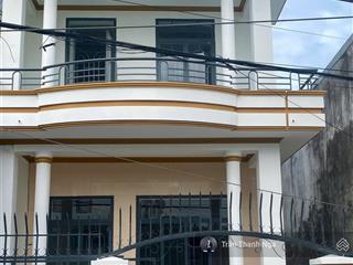Bán nhà 2 tầng, hẻm ô tô đường củ chị, vĩnh hải nha trang. đi bộ ra bãi tắm chỉ 5 phút