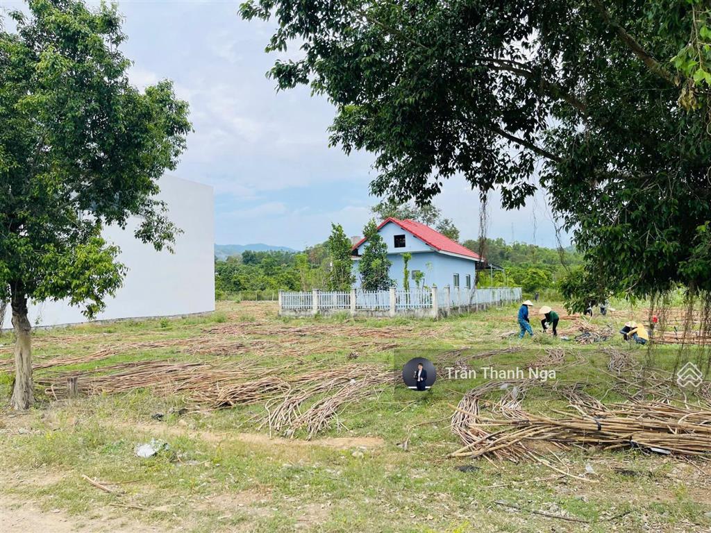 Bán đất diên hoà ngay cạnh khu công nghiệp vcn đường ô tô 14m  100m2 ngang 5m  giá chỉ 950tr