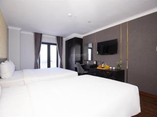 Gần 4 tỷ/năm dòng tiền cho thuê căn khách sạn cạnh bãi tắm mỹ khê. dstd 3.000m2