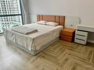 Bán căn hộ 3pn royal city 72 nguyễn trãi giá 12,5 tỷ.  0947 850 ***