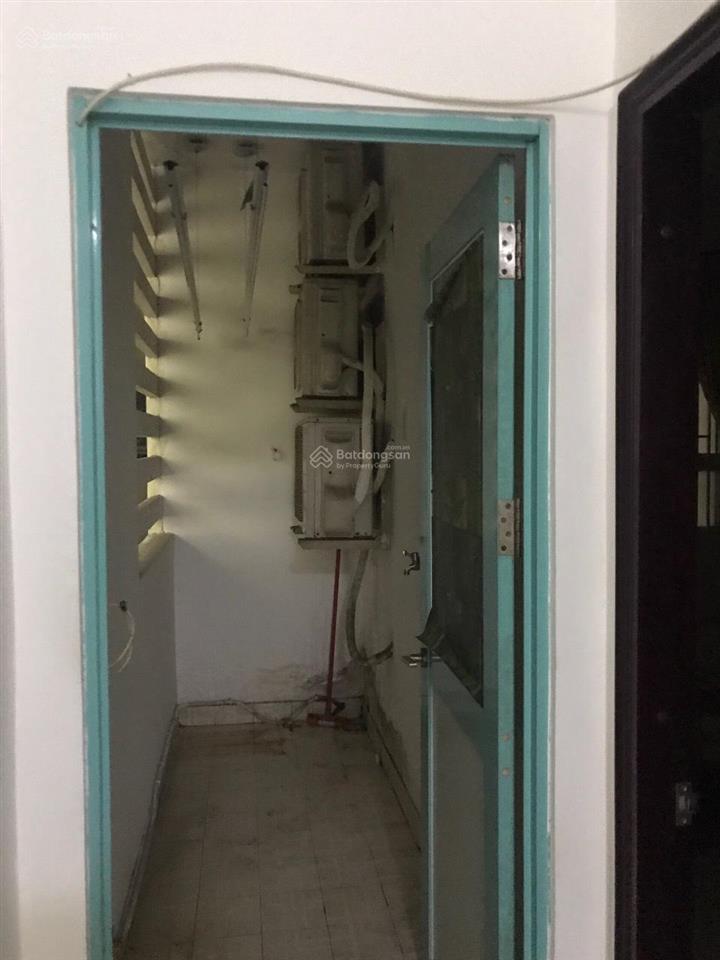 Chính chủ bán căn hộ sacomreal 584 đường lũy bán bích, 2 phòng, 2wc giá 3 tỉ 580 có sổ hồng