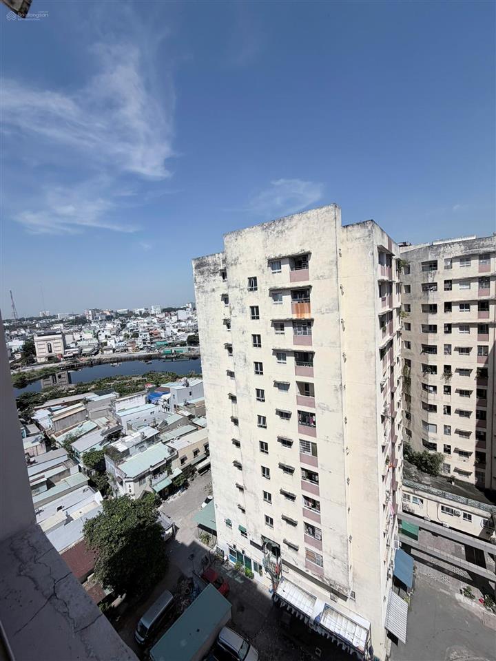 Chính chủ bán căn hộ khang gia gò vấp 70m2, 2 phòng lô c có sổ hồng giá 2.8 tỉ sđt 0901 255 ***