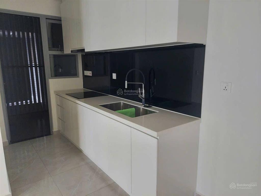 Bán căn hộ 80m2, 6.3 tỷ tại celesta rise, nguyễn hữu thọ, tầng sân vườn, view hồ bơi
