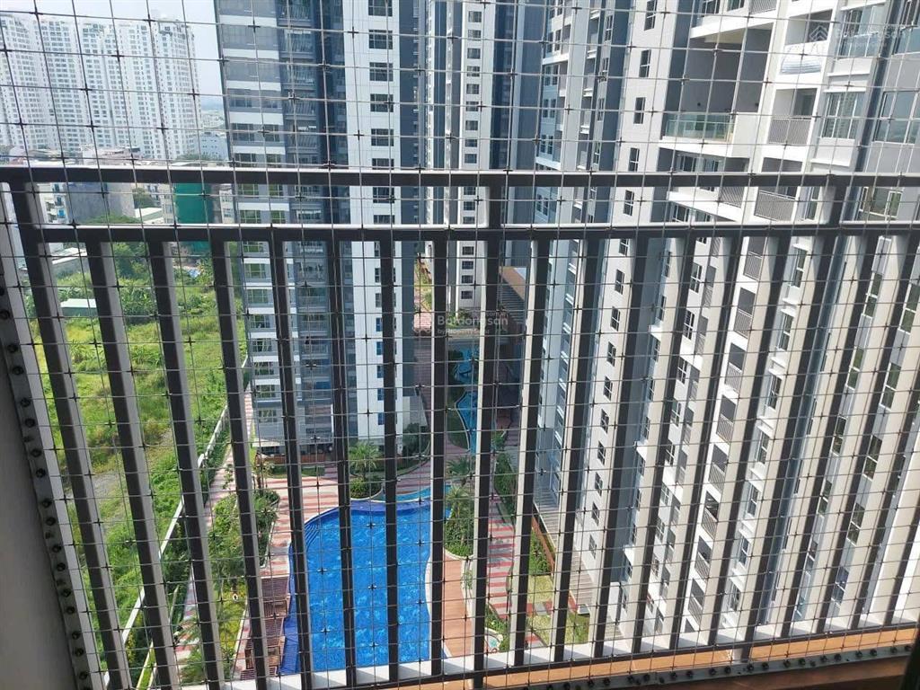 Bán căn hộ 80m2, 6.3 tỷ tại celesta rise, nguyễn hữu thọ, tầng sân vườn, view hồ bơi