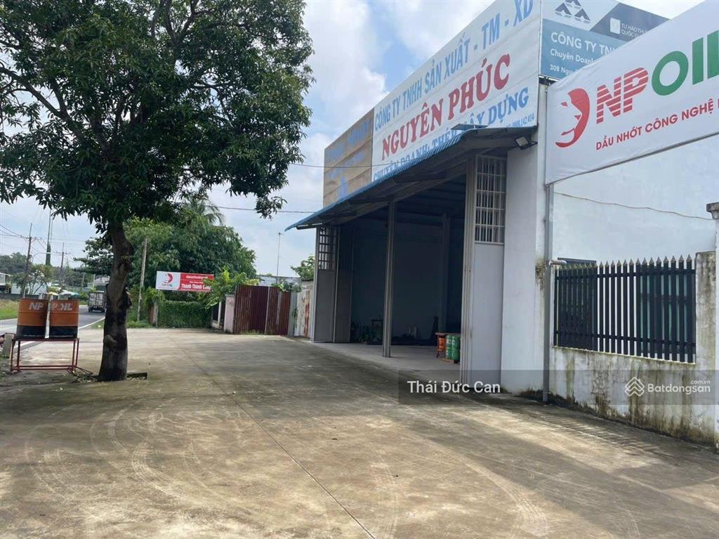 Bán kho mặt tiền đường nguyễn thị rành, dt=2490=2221m2, có 300m2 thổ cư, diện tích xưởng 500m2