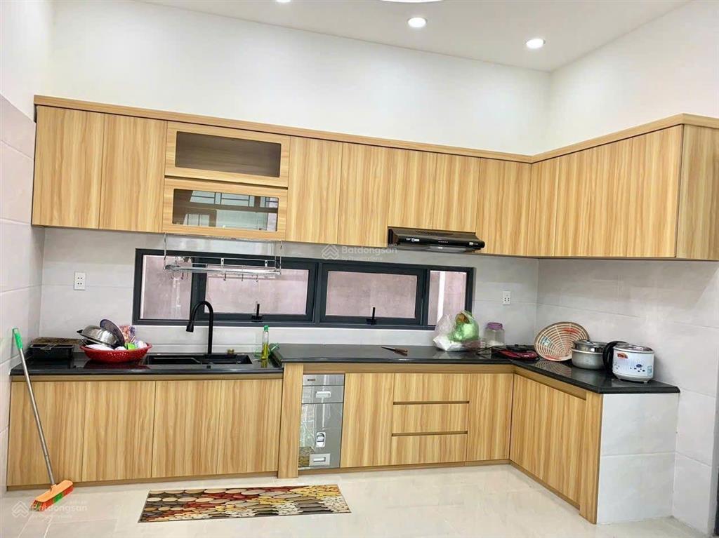 Bán nhà xã phước thạnh , dt 10x46=455m có thổ cư 150m gồm 1 pk .2 pn bếp, giá hạ chỉ còn 3ty850