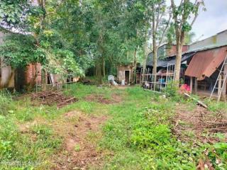 Bán đất mt đường nhựa xã an nhơn tây gồm 2 sổ, dt 13 x86m 1104m2, có sẵn 200m2 tc, giá chỉ 4,4 tỷ