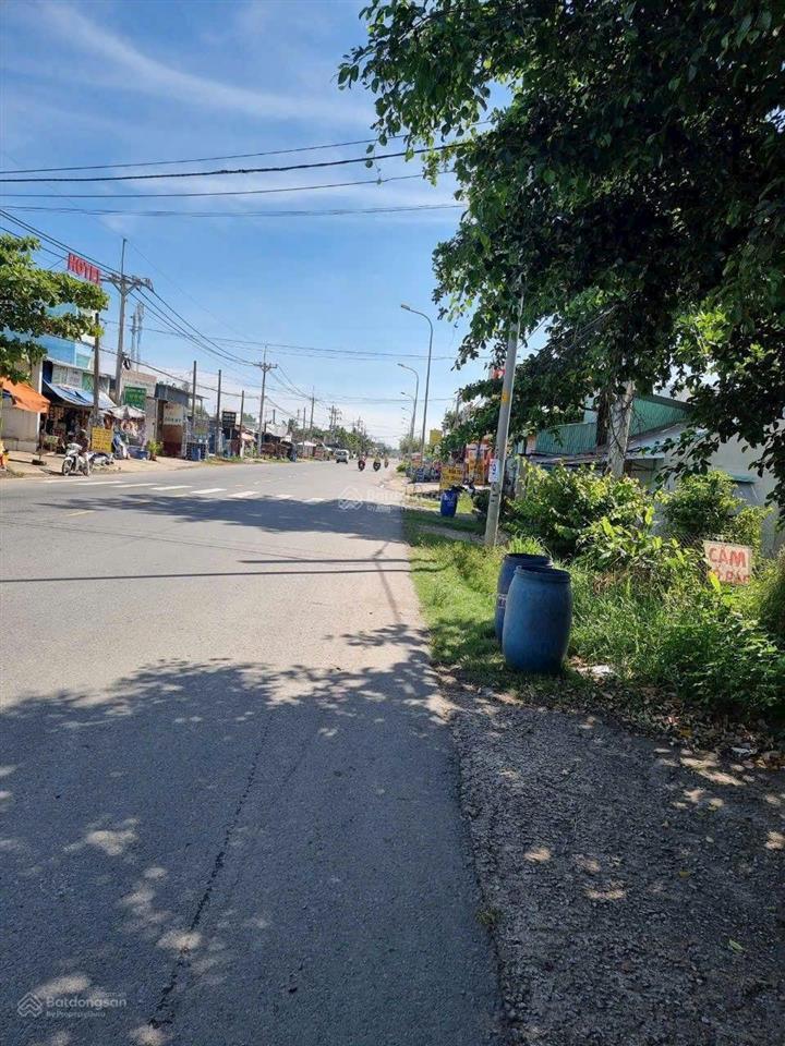 Bán kho xưởng mặt tiền hương lộ 2, thuộc xã lộc hưng, tổng dt=5200m2 có 120m tcu, giá 15,5 tỷ